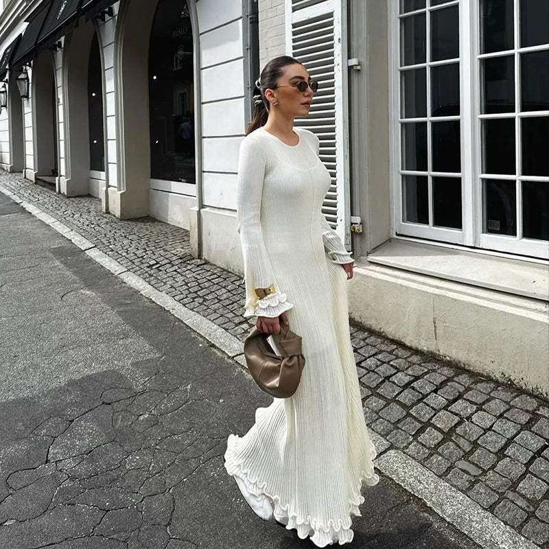 Women's Black Pleated Maxi Dress – Elegant O-Neck, Loose Fit, Autumn Winter Fashion