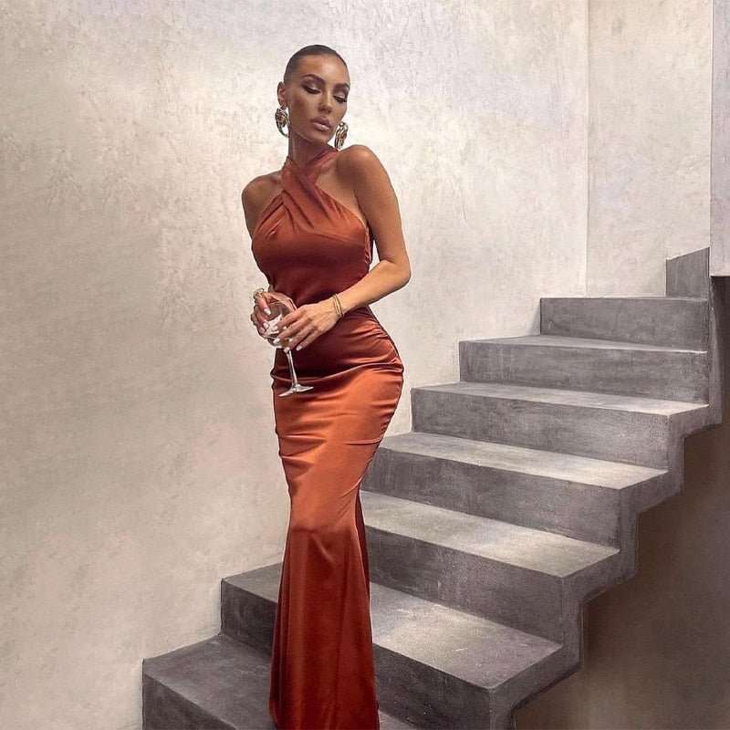 Variant image for Women's Satin Evening Gown – Elegant Halter Neck, Floor Length, Luxurious Fit, Perfect for Formal Events-7