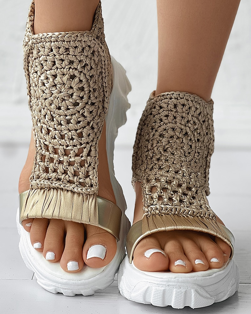 Women's Summer Sandals – Comfortable Padded Footbed, Versatile Design, Durable Synthetic Material