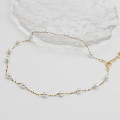 Women's Goth Choker Necklace – Pearl Lace Design, Adjustable Fit, Gold Color