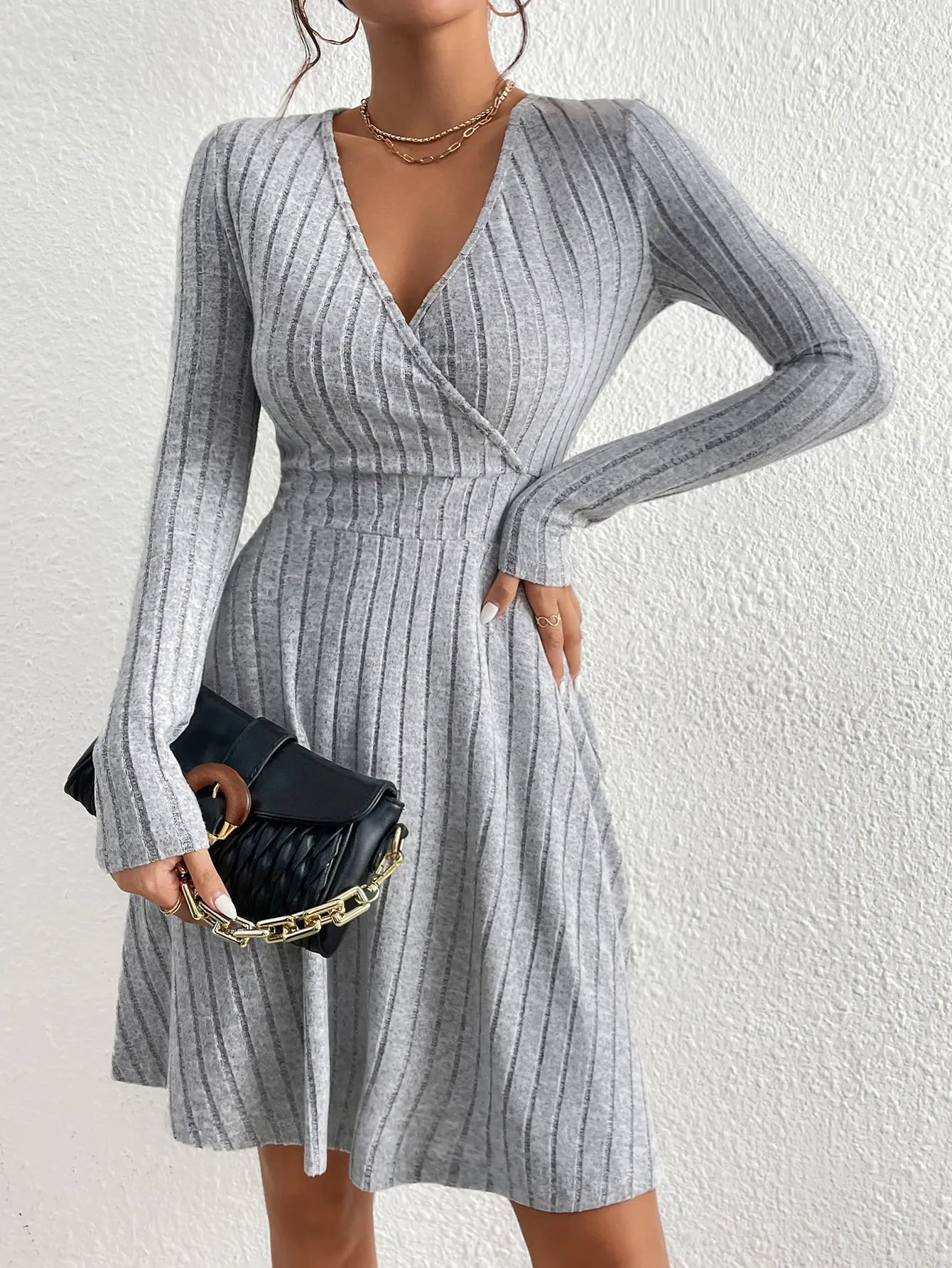 Women's Knit Bodycon Dress – Slim Fit, Elegant V-Neck, Long Sleeve, Casual Midi