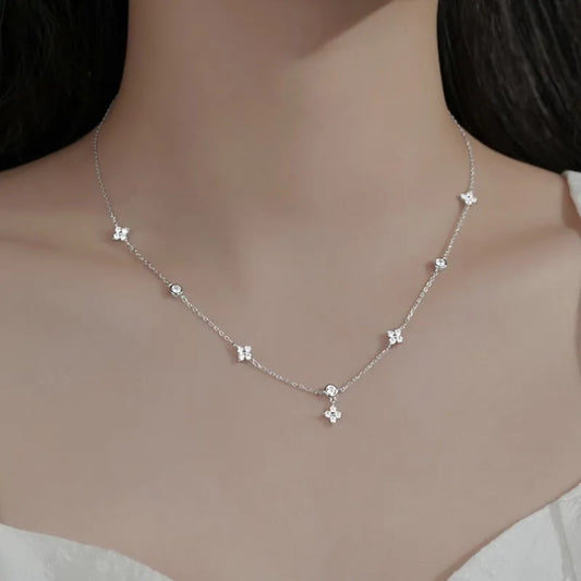 Women's Silver Choker Necklace – Elegant Four-Leaf Flower Design with Zircon Inlay