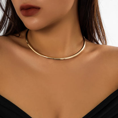 Variant image for Women's Chunky Circle Torques Necklace – Trendy Choker Style, Lightweight Metal Alloy, Adjustable Fit-1