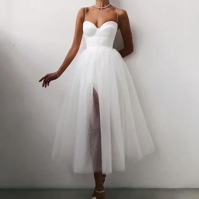 Women's A-Line Formal Dress – Sweetheart Neckline, Spaghetti Straps, Elegant Tulle and Satin Design